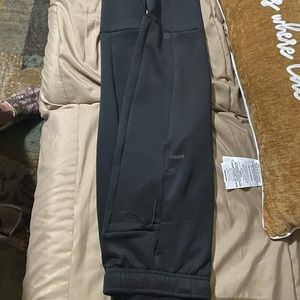 Brand new without tags it’s a size small unisex